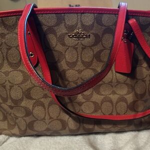 Coach Signature Tote Bag